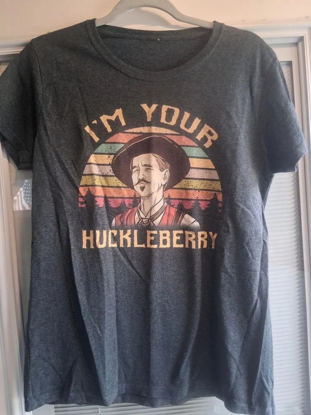 Graphic Short Sleeve Tee in Gray Like New